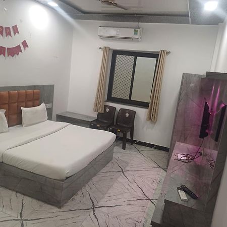 Sr Resort Pushkar Esterno foto